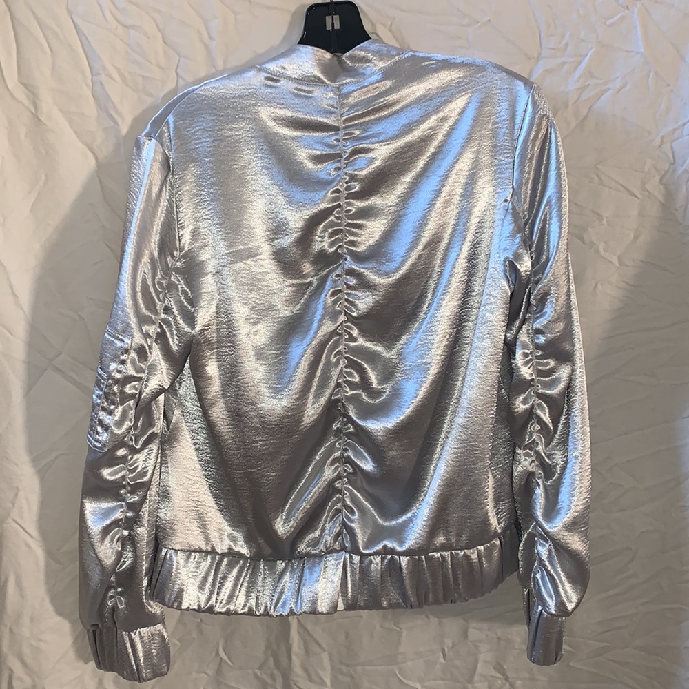 H&M bomber jacket - Picture 3 of 6